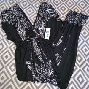 🖤 Super Cute Maxi Dress With Floral Pattern 🖤